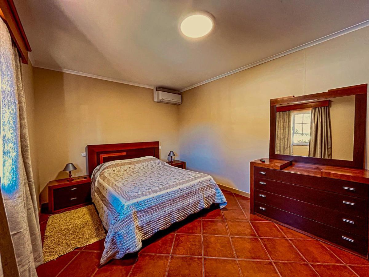 Casinha Dos Cubos Villa Geres Luaran gambar