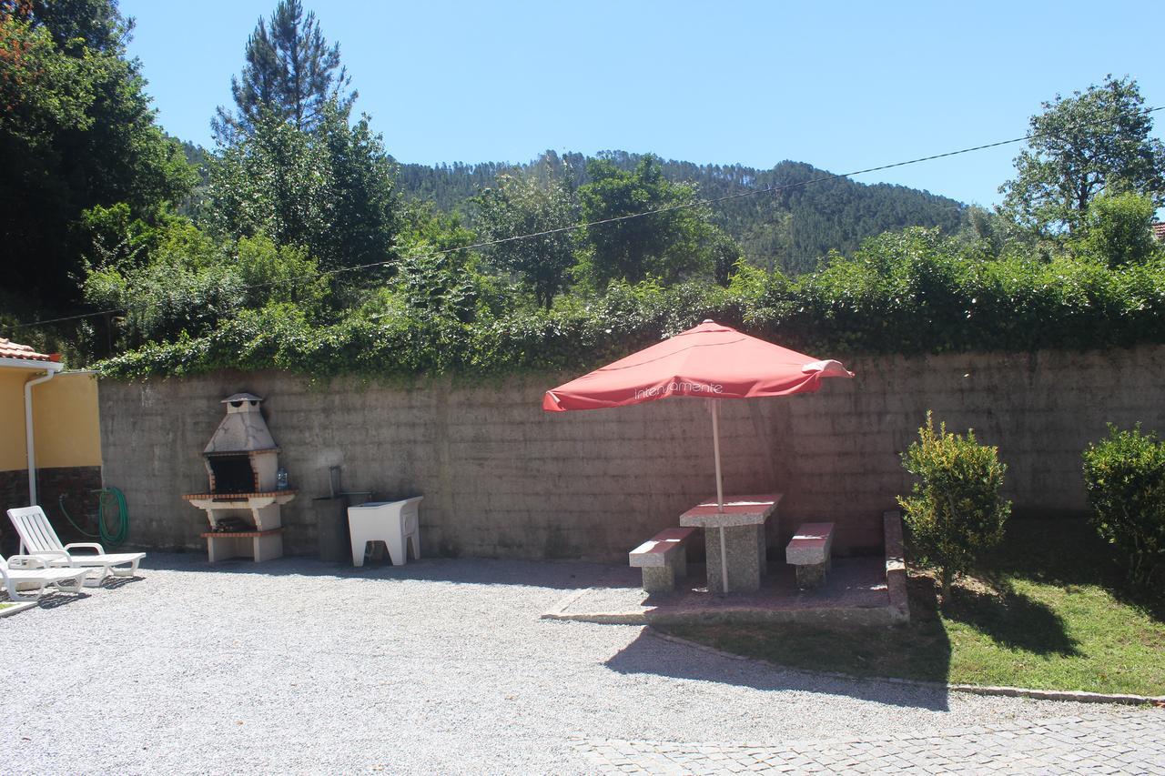 Casinha Dos Cubos Villa Geres Luaran gambar