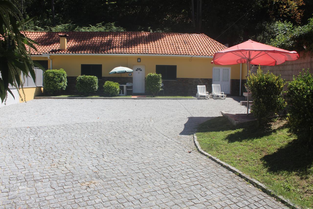 Casinha Dos Cubos Villa Geres Luaran gambar